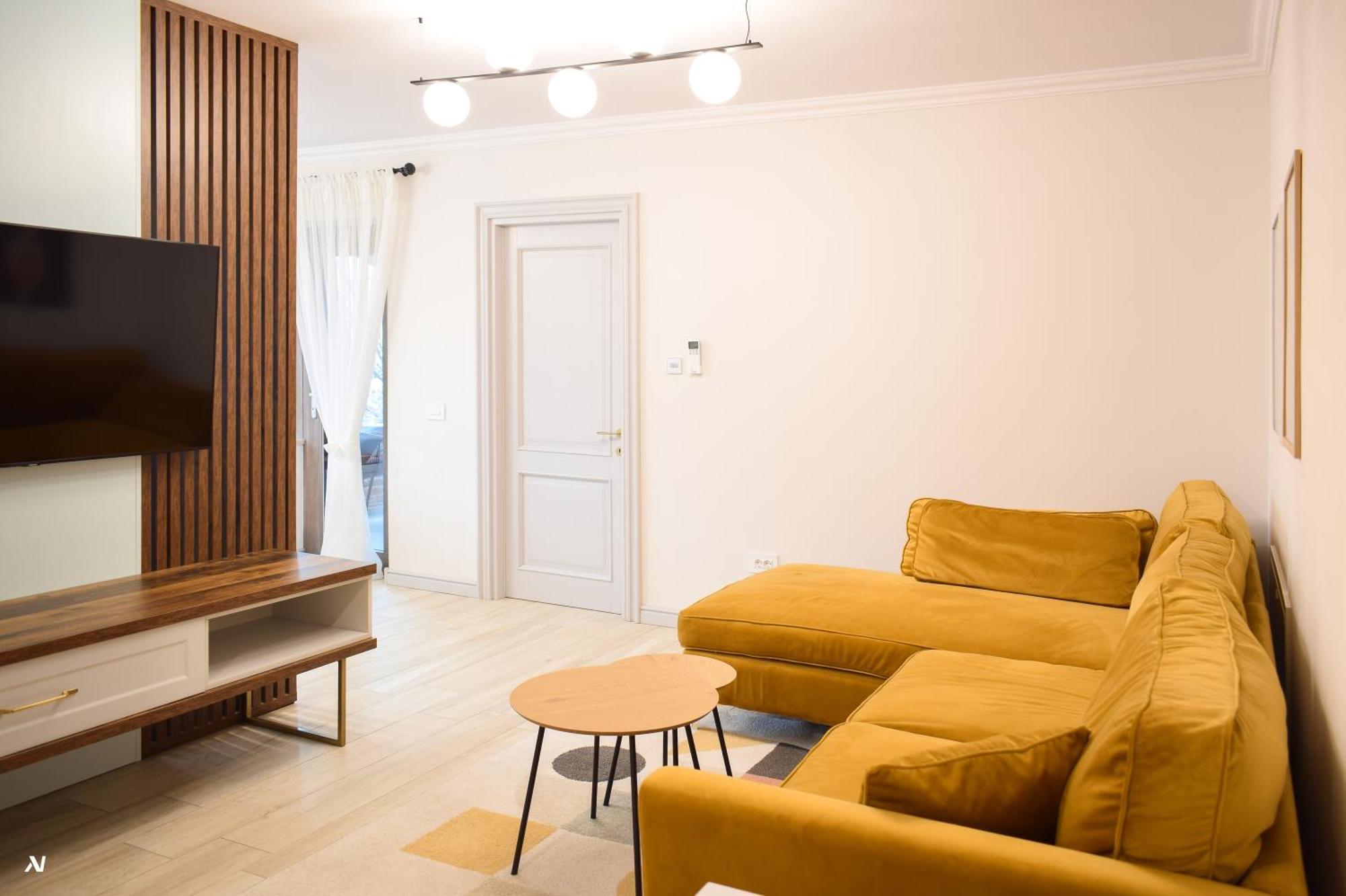 First Apartments Focşani Extérieur photo