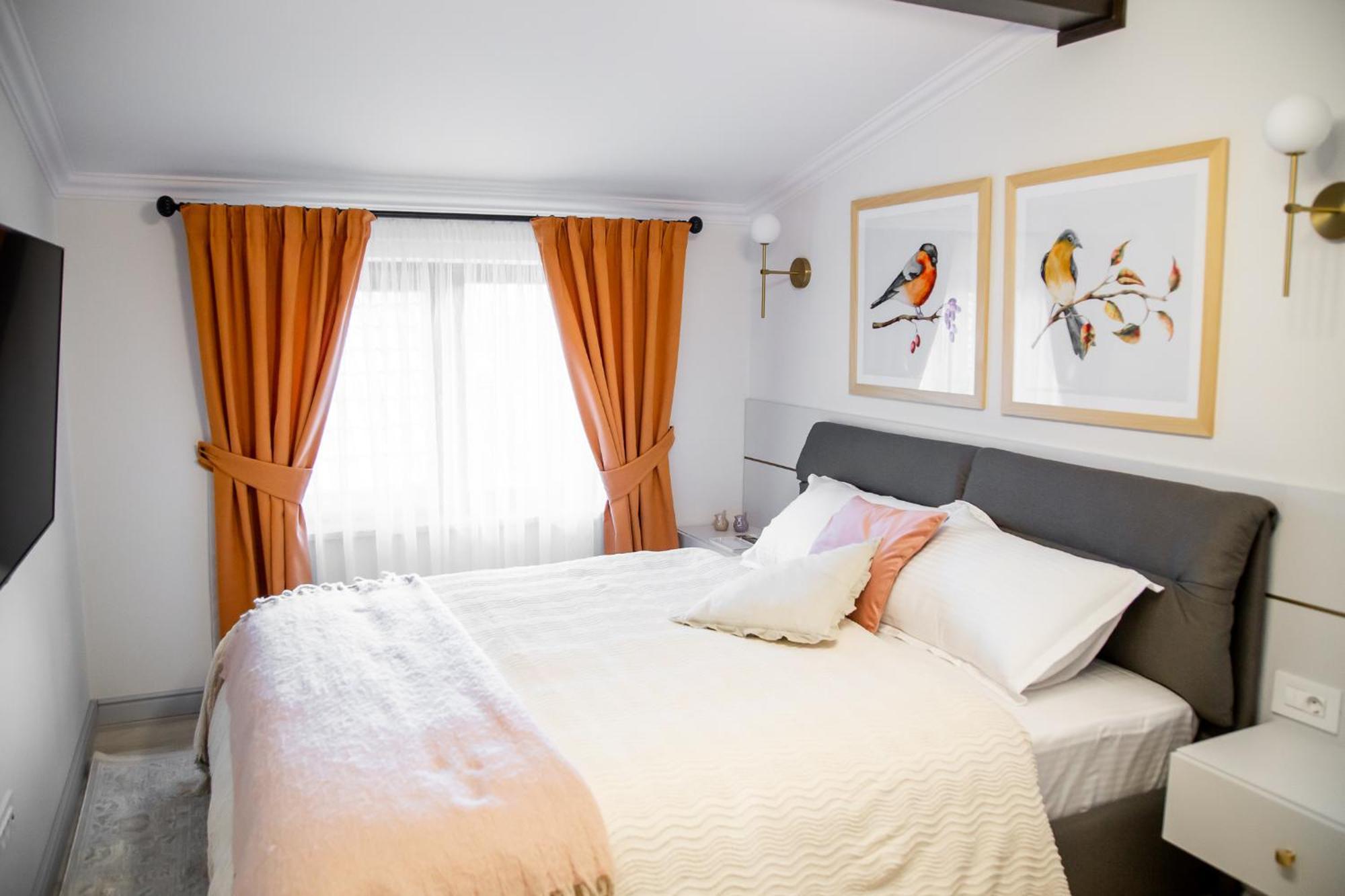 First Apartments Focşani Extérieur photo