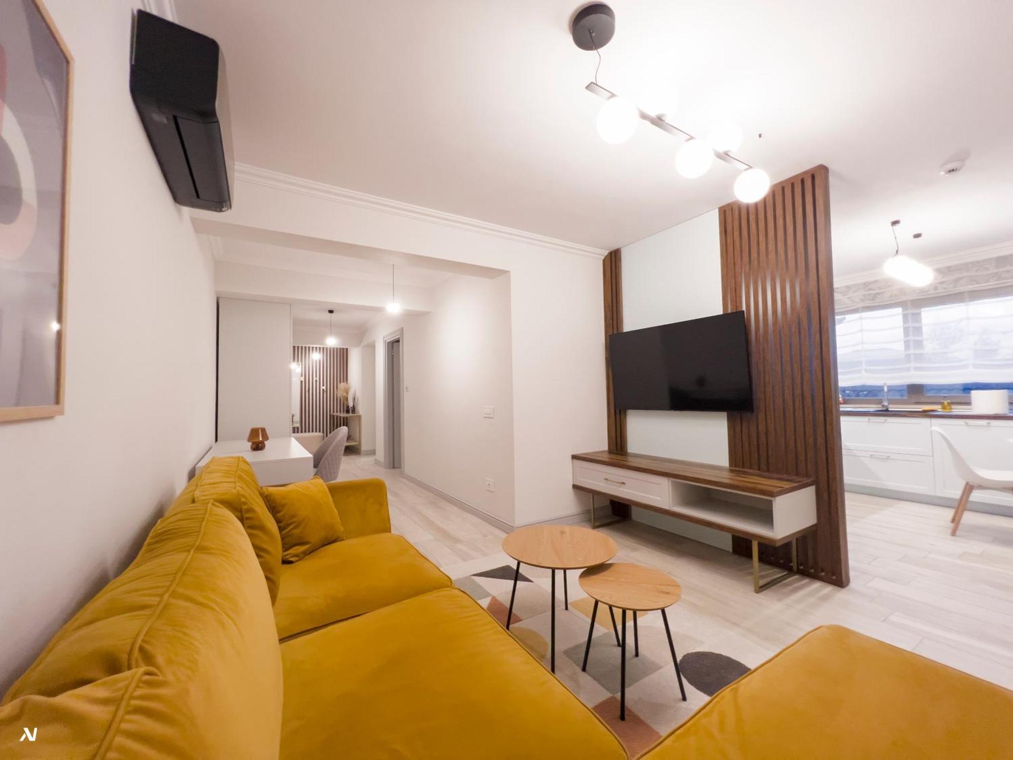 First Apartments Focşani Extérieur photo