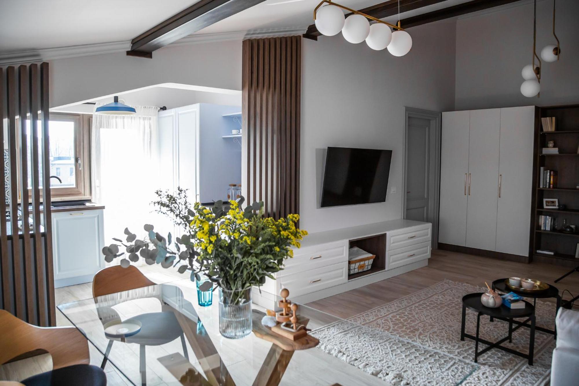 First Apartments Focşani Extérieur photo